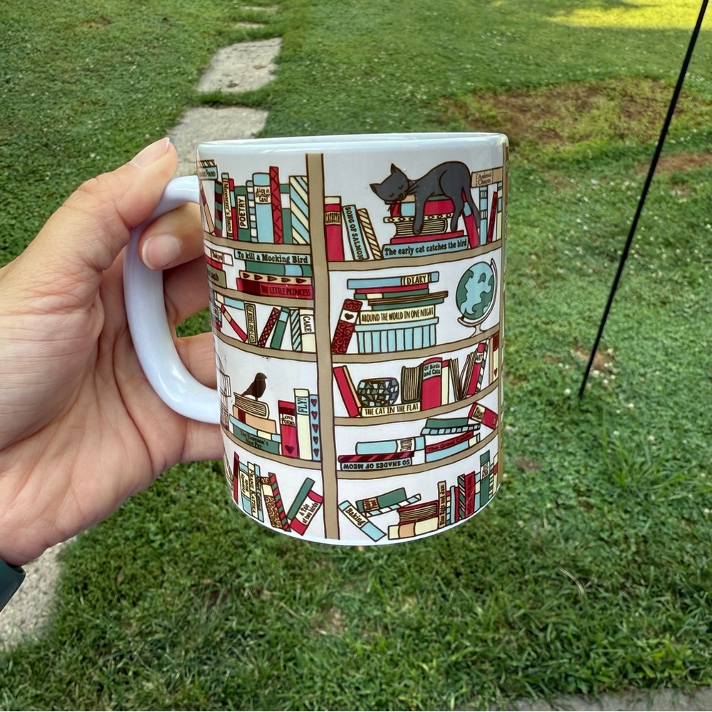 Loftipop Cat Bookcase Book Lover Coffee Tea Mug Library
